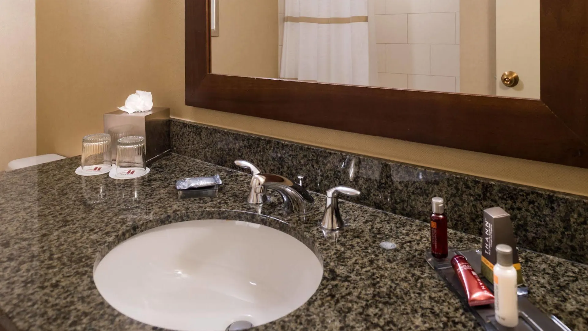 **** Hotel Marriott Melville Long Island United States