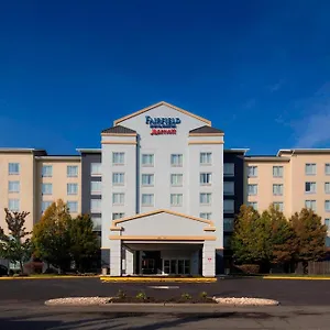 Hotel Fairfield & By Marriott Liberty International Airport, Newark
